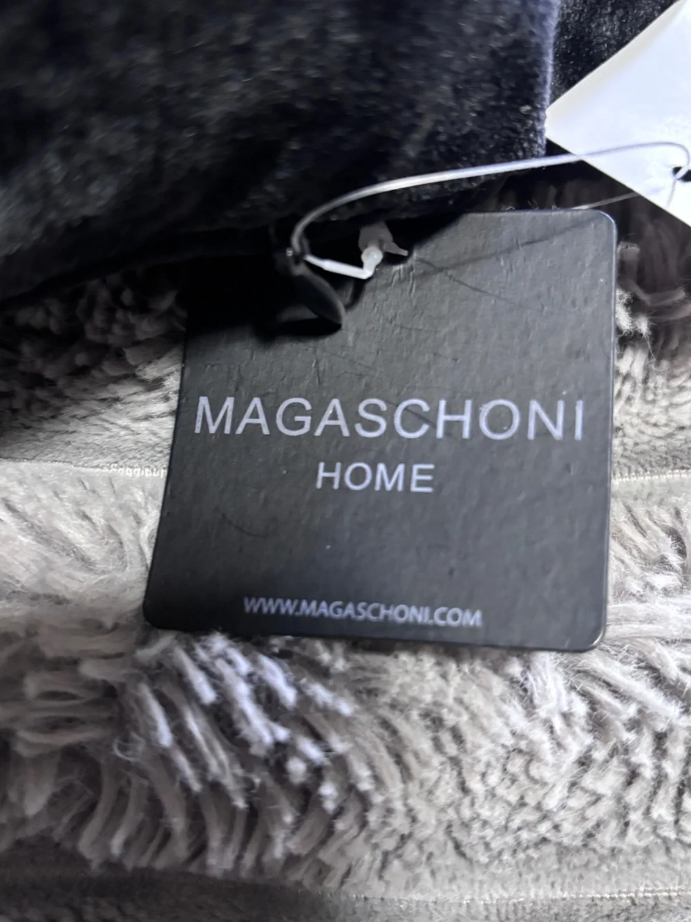 Magaschoni 🖤 nwt
